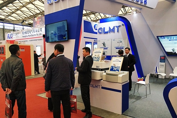 為客戶(hù)做介紹